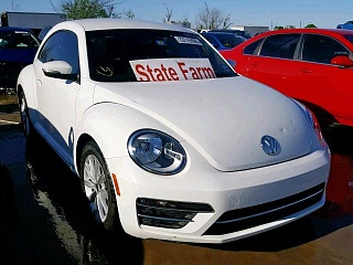VOLKSWAGEN BEETLE SE 2017