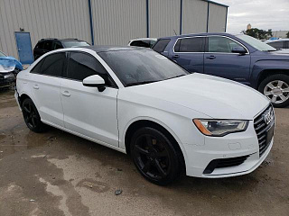 AUDI A3 PREMIUM 2015