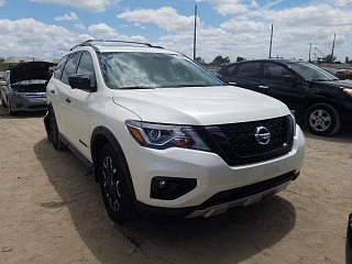 NISSAN PATHFINDER SL 2020