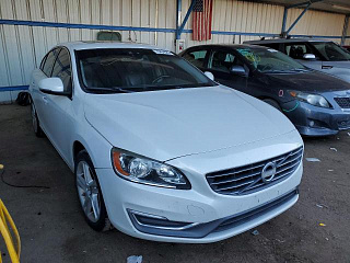 VOLVO S60 PREMIER 2015