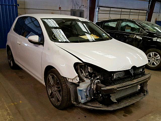 VOLKSWAGEN GOLF 2012