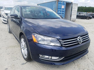 VOLKSWAGEN PASSAT SE 2015