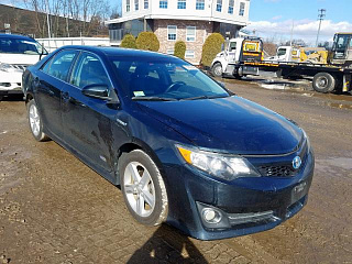 TOYOTA CAMRY HYBRID 2014