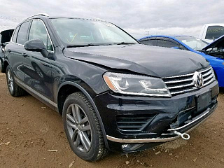 VOLKSWAGEN TOUAREG 2015