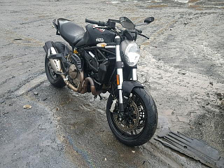 DUCATI MONSTER 821 2015