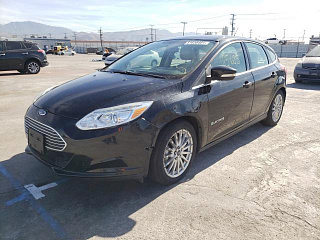 FORD FOCUS TITANIUM  2013