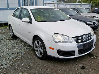 VOLKSWAGEN JETTA LIMITED 2010