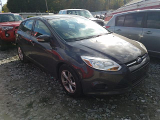 FORD FOCUS SE 2013