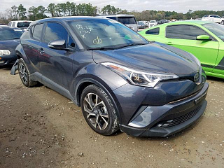 TOYOTA C-HR XLE 2019