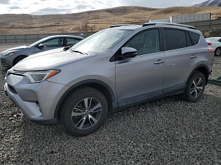 TOYOTA RAV4 XLE 2016