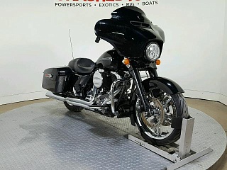 HARLEY-DAVIDSON FLHX STREET GLIDE 2015