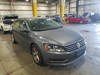 VOLKSWAGEN PASSAT SE 2012