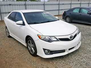 TOYOTA CAMRY L 2013