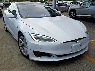 TESLA MODEL S 2016